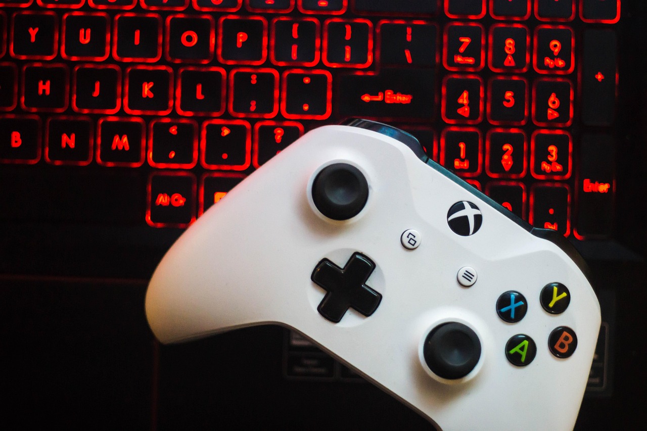 Gaming, pc, laptop — Structural Benefits of MPOID Online Gaming Platform for Continuous Play